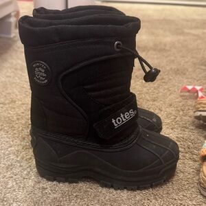 totes Black Insulated Kids' Winter Boots